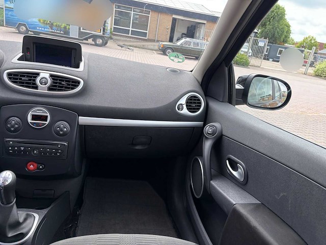 2009 renault clio estate 1.2 tce dynamique personenauto - afbeelding 50 van  97