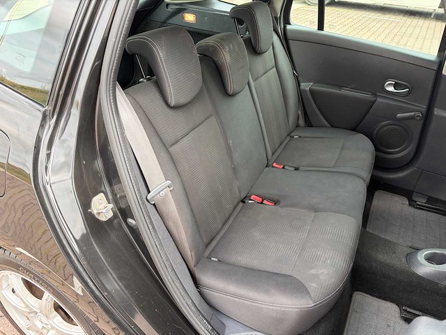 2009 renault clio estate 1.2 tce dynamique personenauto - afbeelding 68 van  97