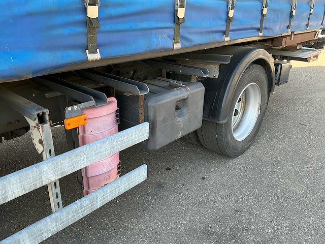 2009 renault premium 410 dxi 4x2 schuifzeilwagen met wisselopbouw en dhollandia laadklep - afbeelding 11 van  41