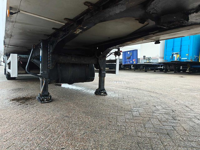 2009 renders roc 12.18 na koel-/vries trailer - afbeelding 10 van  34