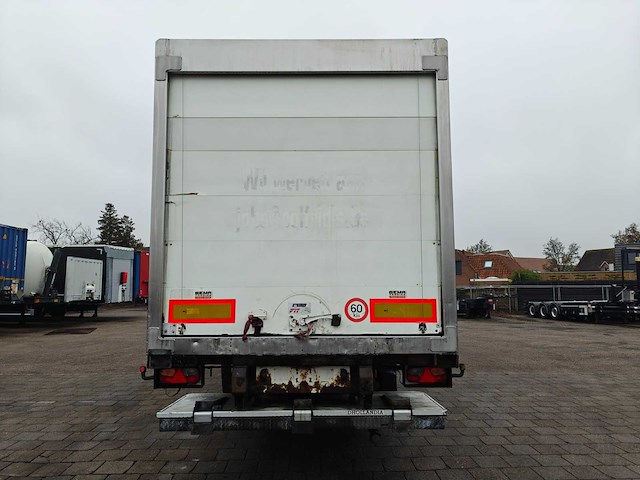 2009 renders roc 12.18 na koel-/vries trailer - afbeelding 31 van  34