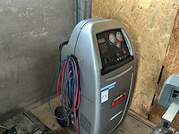 2009 robinair ac690pro airco test- en vulapparaat - afbeelding 2 van  12