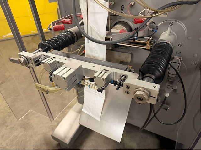 2009 rovema vpm 350 pe/hs verticale verpakkingsmachines - afbeelding 10 van  23