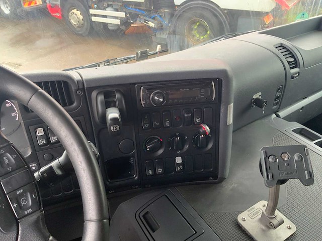 2009 scania p320db4x2hna bedrijfswagen - afbeelding 18 van  23