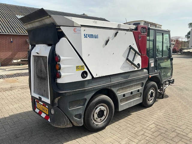 2009 schmidt compact 200+ straatveegmachine - afbeelding 11 van  17