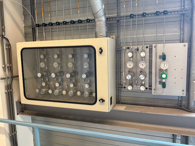 2009 sidrabe pecvd rol-naar-rol vacuümdeponeringslijn - afbeelding 38 van  49