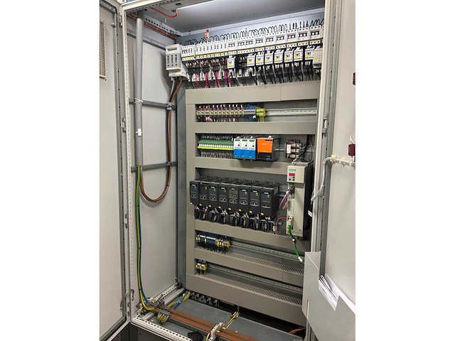 2009 sidrabe pecvd rol-naar-rol vacuümdeponeringslijn - afbeelding 28 van  52