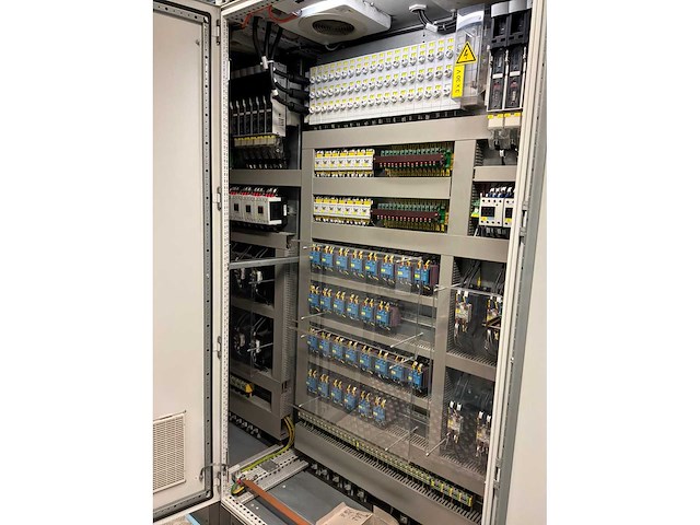 2009 sidrabe pecvd rol-naar-rol vacuümdeponeringslijn - afbeelding 32 van  52