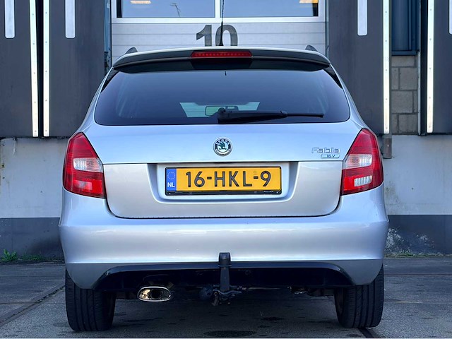 2009 skoda fabia combi 55458km nap! 1.4-16v sport personenauto - afbeelding 12 van  15