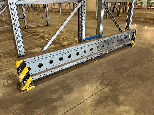 2009 ssi schafer pr600 magazijnstelling (44 secties) - afbeelding 12 van  16