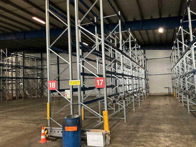 2009 ssi schafer pr600 magazijnstelling (75 secties) - afbeelding 31 van  32