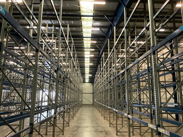 2009 ssi schafer pr600 magazijnstelling (92 secties) - afbeelding 27 van  29