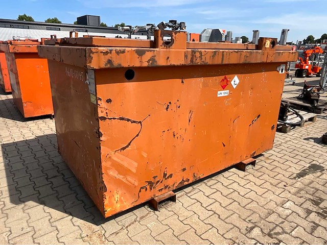 2009 steenbergen cie 300 brandstof opslagtank - afbeelding 1 van  9