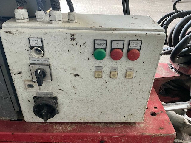 2009 takeuchi tb016 minigraafmachine - afbeelding 9 van  28