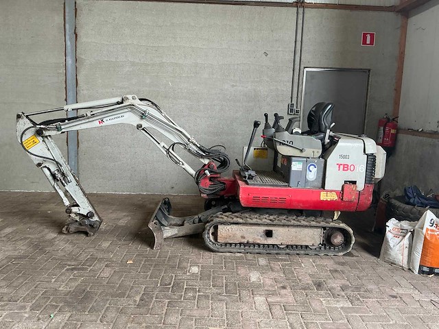 2009 takeuchi tb016 minigraafmachine - afbeelding 12 van  28