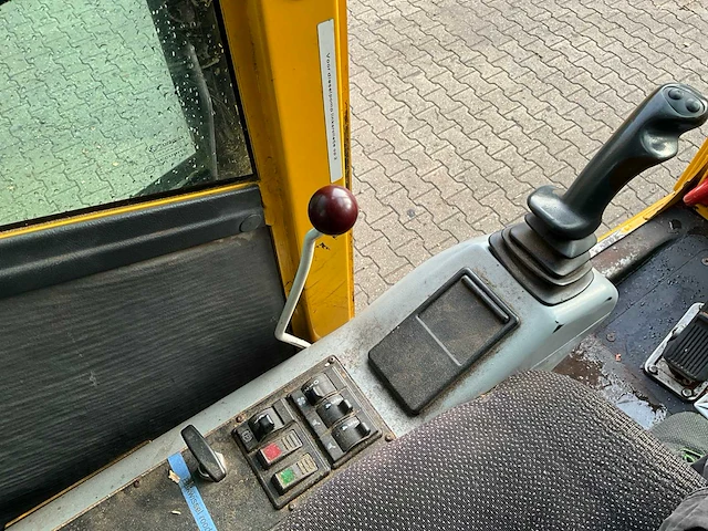 2009 terex tw160sr banden graafmachine - afbeelding 18 van  37