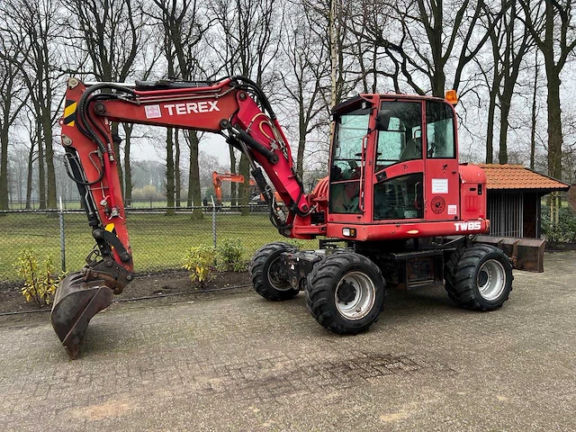 2009 terex tw85 banden graafmachine - afbeelding 1 van  14