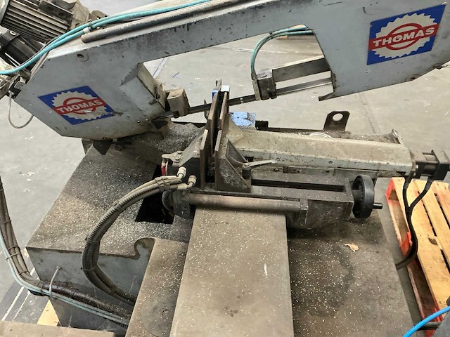 2009 thomas super trad 300ao cn evolution bandzaagmachine half automaat - afbeelding 7 van  9