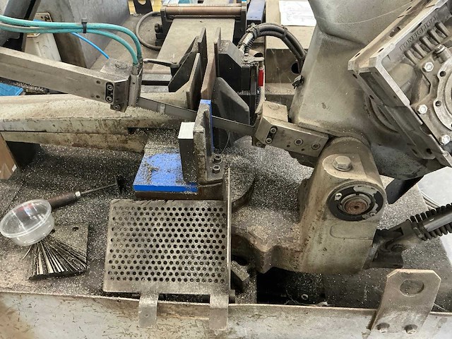 2009 thomas super trad 300ao cn evolution bandzaagmachine half automaat - afbeelding 9 van  9