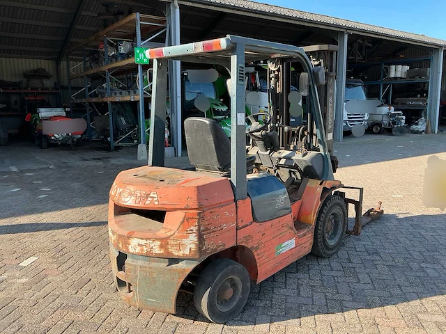 2009 toyota 02-7fd25 vorkheftruck - afbeelding 27 van  31