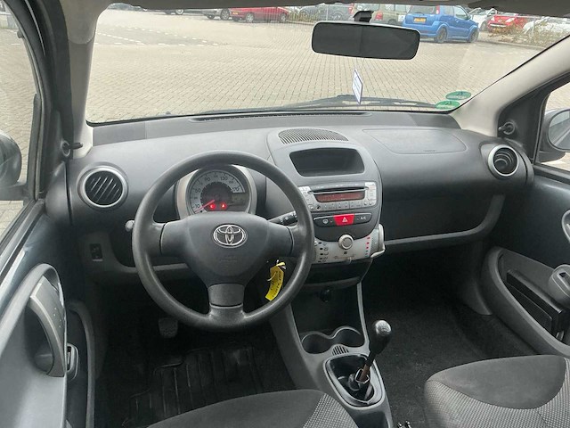 2009 toyota aygo 1.0-12v personenauto - afbeelding 5 van  29
