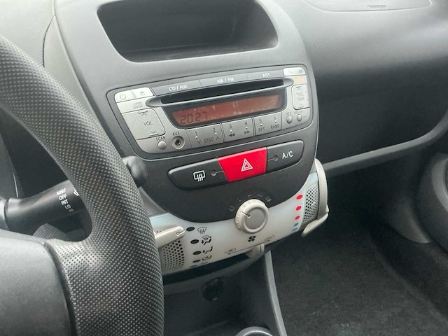 2009 toyota aygo 1.0-12v personenauto - afbeelding 8 van  29