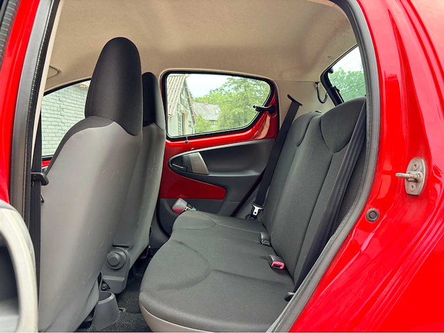 2009 toyota aygo airco 1.0-12v access personenauto - afbeelding 9 van  10