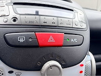 2009 toyota aygo airco personenauto - afbeelding 2 van  14