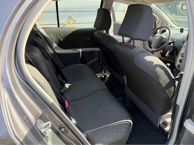 2009 toyota yaris 1.3 vvti cool personenauto - afbeelding 10 van  24