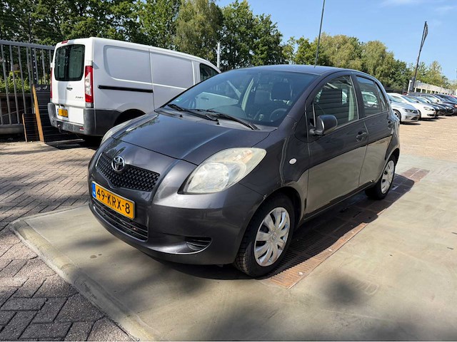 2009 toyota yaris 1.3 vvti cool personenauto - afbeelding 1 van  24