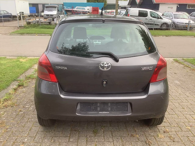 2009 toyota yaris 1.4 d-4d comfort personenauto - afbeelding 8 van  14