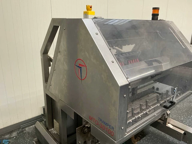 2009 tramper mto-30100 tray ontstapelaar - afbeelding 20 van  23