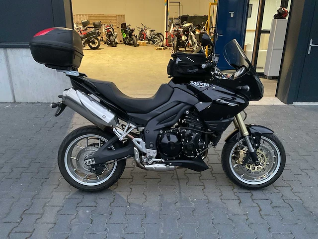 2009 triumph - tiger 1050 - motorcycle - afbeelding 7 van  10
