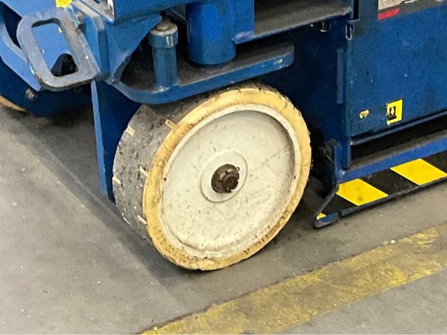 2009 upright mx 19 schaarlift - afbeelding 20 van  32