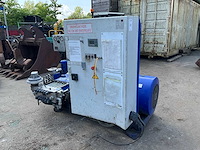 2009 uraca rs 716 e/ 2800 bar hoge drukpompunit - afbeelding 1 van  9
