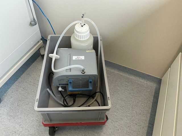 2009 vacuubrand bvc 21 nt vacuümpomp - afbeelding 1 van  5
