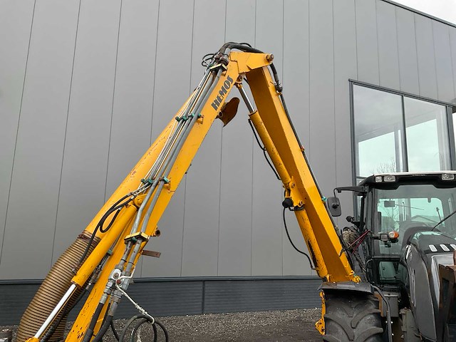 2009 valtra t182 direct vierwielaangedreven landbouwtractor met hemos maai-arm - afbeelding 3 van  42