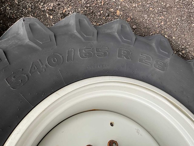 2009 valtra t182 direct vierwielaangedreven landbouwtractor met hemos maai-arm - afbeelding 8 van  42