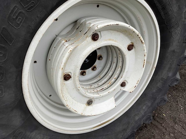 2009 valtra t182 direct vierwielaangedreven landbouwtractor met hemos maai-arm - afbeelding 10 van  42