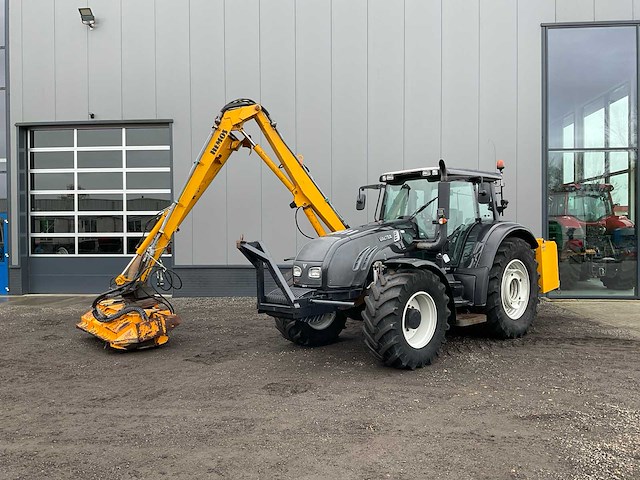 2009 valtra t182 direct vierwielaangedreven landbouwtractor met hemos maai-arm - afbeelding 1 van  42