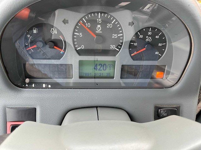 2009 valtra t182 direct vierwielaangedreven landbouwtractor met hemos maai-arm - afbeelding 35 van  42