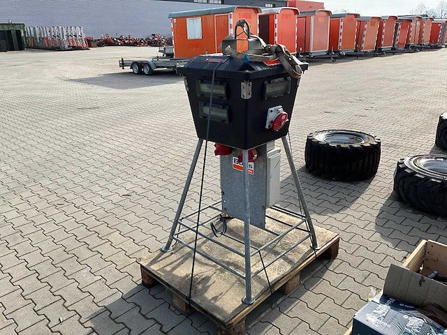 2009 vello v80.1.0132 bouw aansluitkast - afbeelding 3 van  12