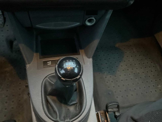 2009 volkswagen caddy bedrijfswagen - afbeelding 8 van  26