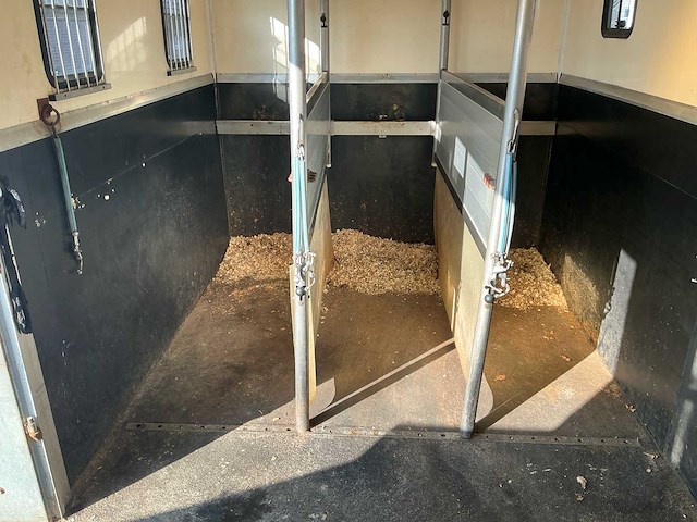 2009 volvo fl42n2 paardenwagen vrachtwagen - afbeelding 10 van  22