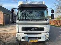 2009 volvo fl42n2 paardenwagen vrachtwagen