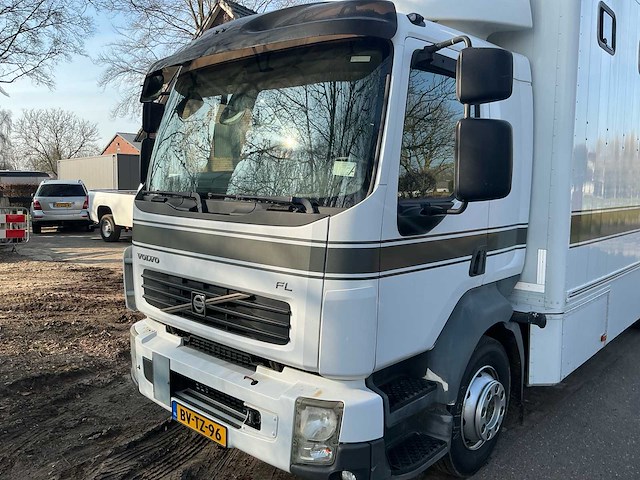 2009 volvo fl42n2 paardenwagen vrachtwagen - afbeelding 3 van  22