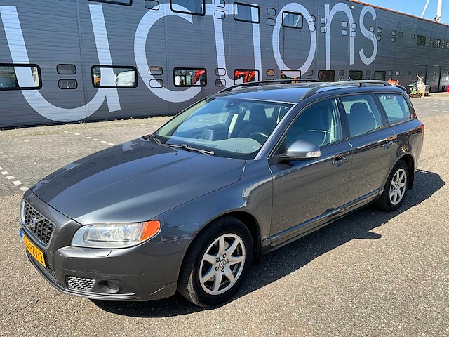2009 volvo v70 2.0d momentum personenauto 06-pzv-2 - afbeelding 1 van  24