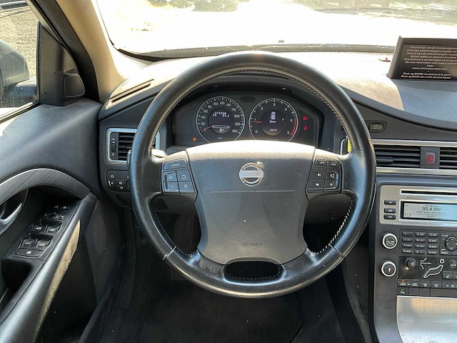 2009 volvo v70 2.0d momentum personenauto 06-pzv-2 - afbeelding 8 van  24