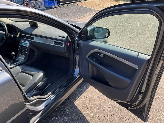 2009 volvo v70 2.0d momentum personenauto 06-pzv-2 - afbeelding 13 van  24