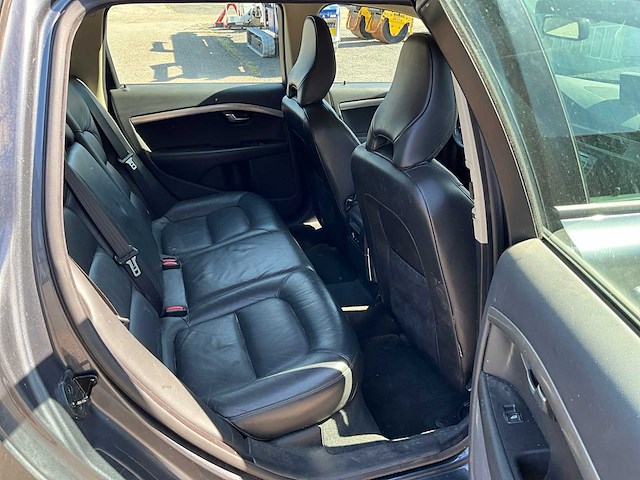2009 volvo v70 2.0d momentum personenauto 06-pzv-2 - afbeelding 15 van  24